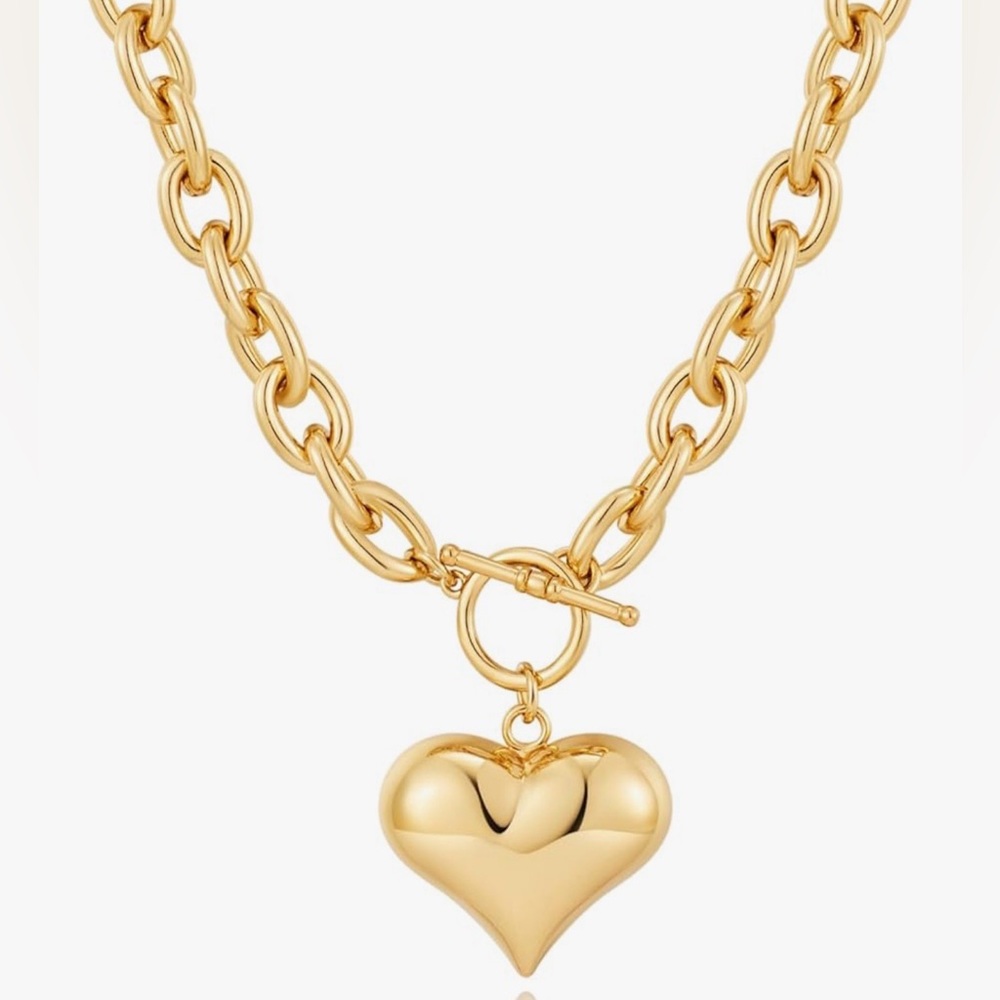 Chunky Gold Heart Pendant Necklace | Statement Chain